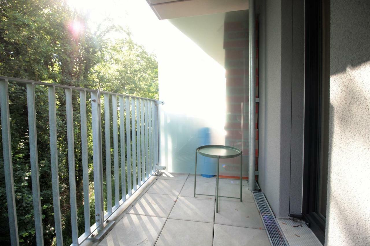 Studio Apartment - Balcony, Netflix, University Hospital Proximity Würzburg Buitenkant foto