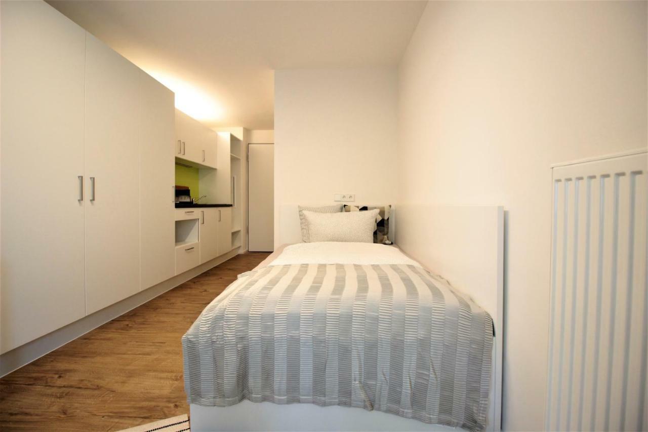 Studio Apartment - Balcony, Netflix, University Hospital Proximity Würzburg Buitenkant foto