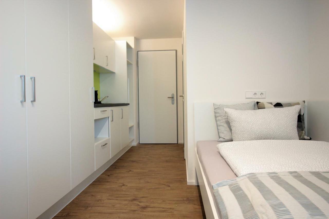 Studio Apartment - Balcony, Netflix, University Hospital Proximity Würzburg Buitenkant foto