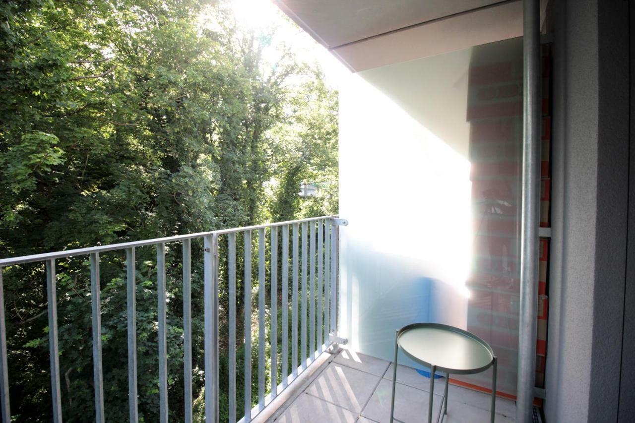 Studio Apartment - Balcony, Netflix, University Hospital Proximity Würzburg Buitenkant foto